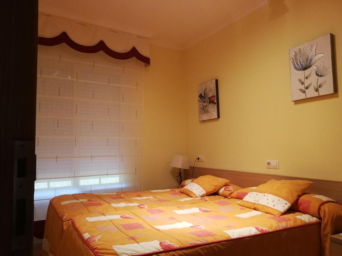 Ferienwohnung Apartamento Proximo A Playa Llas Foz Exterior foto