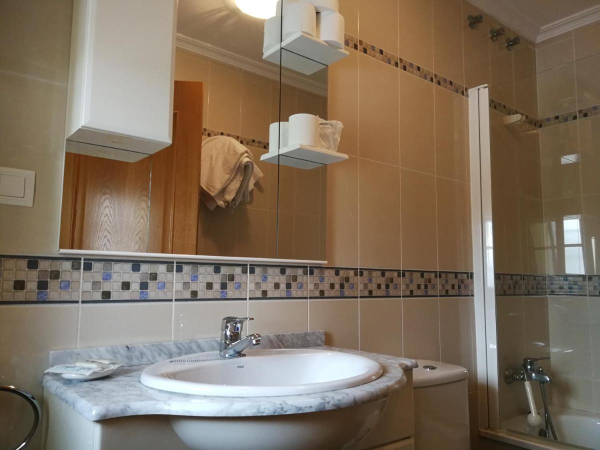 Ferienwohnung Apartamento Proximo A Playa Llas Foz Exterior foto