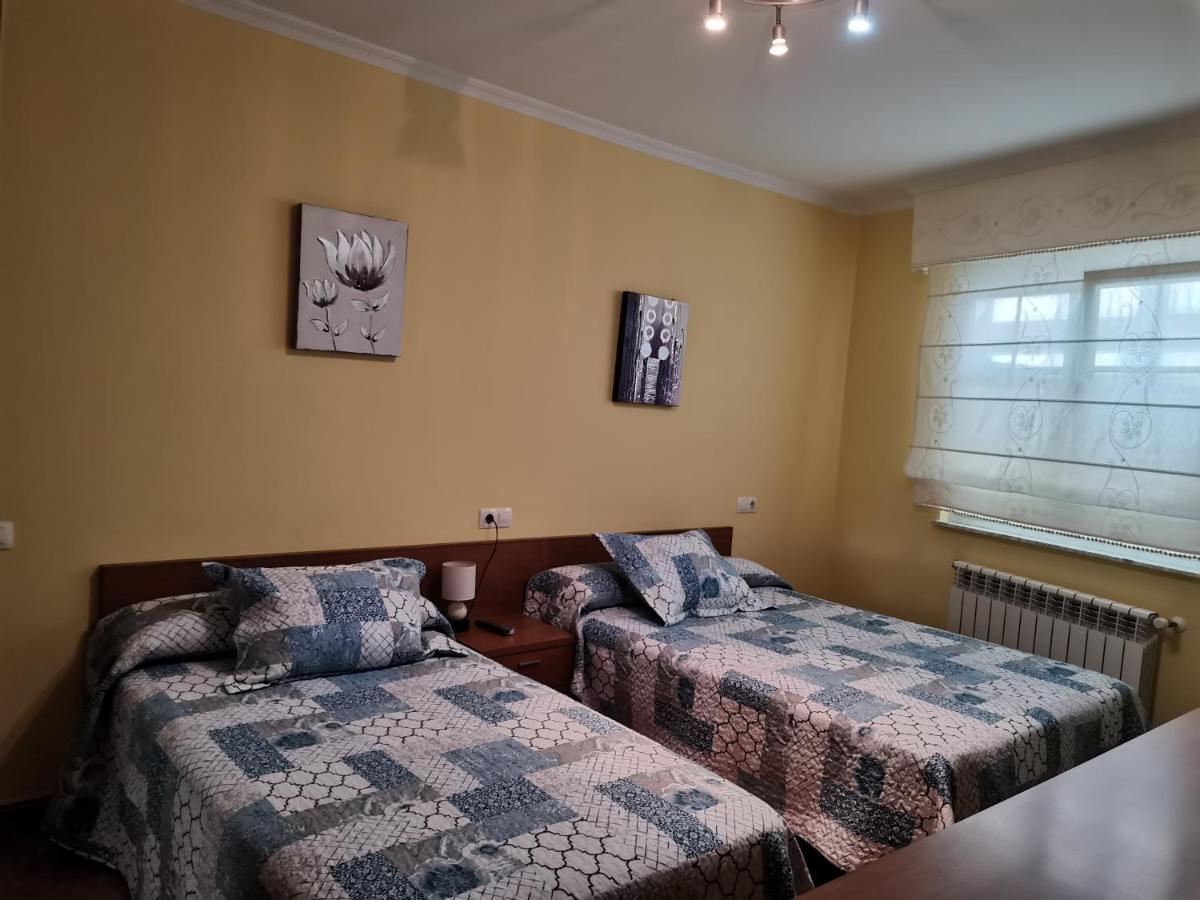 Ferienwohnung Apartamento Proximo A Playa Llas Foz Exterior foto